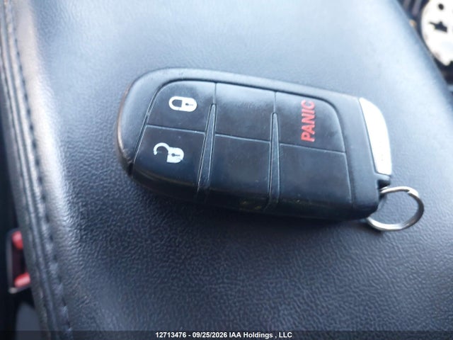 12713476 :رقم المزاد ، 3D4PG4FB2BT560248 vin ، 2011 Dodge Journey مزاد بيع