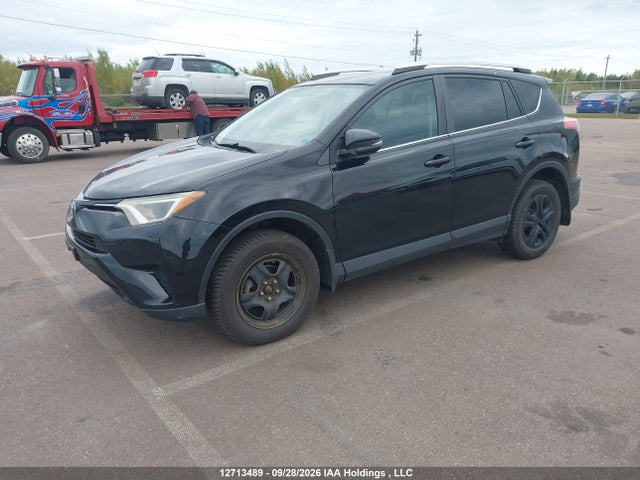 Toyota RAV4 LE 2016 2T3BFREV9GW466242 Image 2