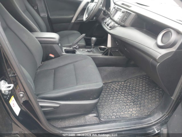 Toyota RAV4 LE 2016 2T3BFREV9GW466242 Image 5