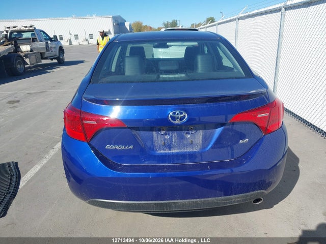 12713494 :رقم المزاد ، 2T1BURHEXJC089844 vin ، 2018 Toyota Corolla Se مزاد بيع