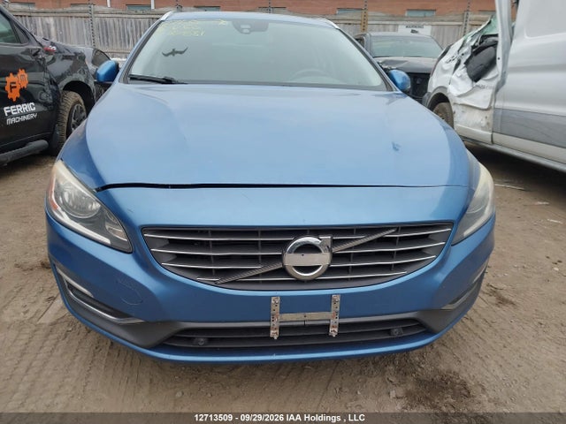 2015 Volvo V60 T5 Premier Plus მანქანა იყიდება აუქციონზე, vin: YV1612SC4F1187881, აუქციონის ნომერი: 12713509