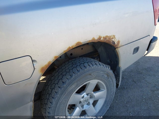 12713539 :رقم المزاد ، 1N6AA07B44N568153 vin ، 2004 Nissan Titan Se مزاد بيع