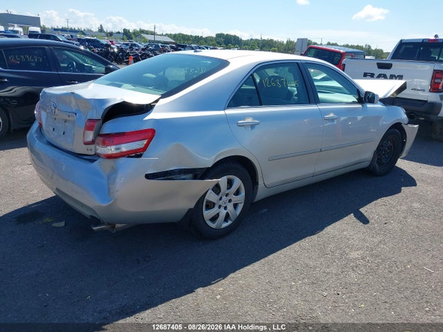 12687405 :رقم المزاد ، 4T1BF3EK8BU219282 vin ، 2011 Toyota Camry Le مزاد بيع