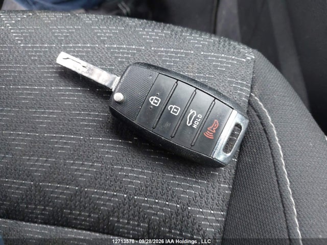 2018 Kia Rio Lx/lx+ მანქანა იყიდება აუქციონზე, vin: 3KPA25AB3JE138555, აუქციონის ნომერი: 12713578