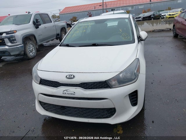 2018 Kia Rio Lx/lx+ მანქანა იყიდება აუქციონზე, vin: 3KPA25AB3JE138555, აუქციონის ნომერი: 12713578