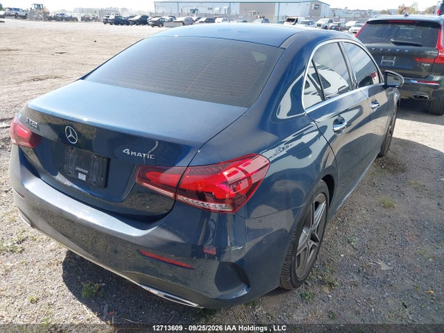 W1K3G4FB2LJ231933 Mercedes-Benz A 220 4matic