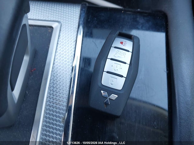 Продажа на аукционе авто 2023 Mitsubishi Outlander Gt/gt Premium, vin: JA4J4VA80PZ607140, номер лота: 12713626