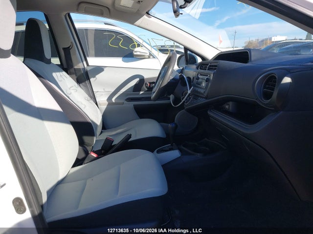 2013 Toyota Prius C Technology მანქანა იყიდება აუქციონზე, vin: JTDKDTB39D1544163, აუქციონის ნომერი: 12713635