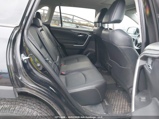 Toyota RAV4 2024 2T3R1RFV9RC428607 Image 8