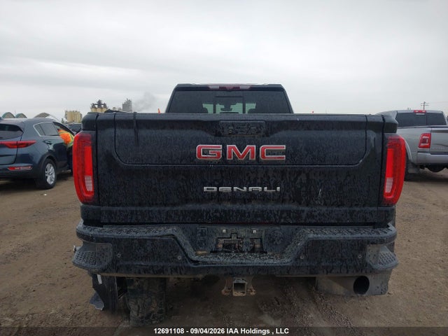 12691108 :رقم المزاد ، 1GT49WEY6NF182073 vin ، 2022 Gmc Sierra 3500hd Denali مزاد بيع
