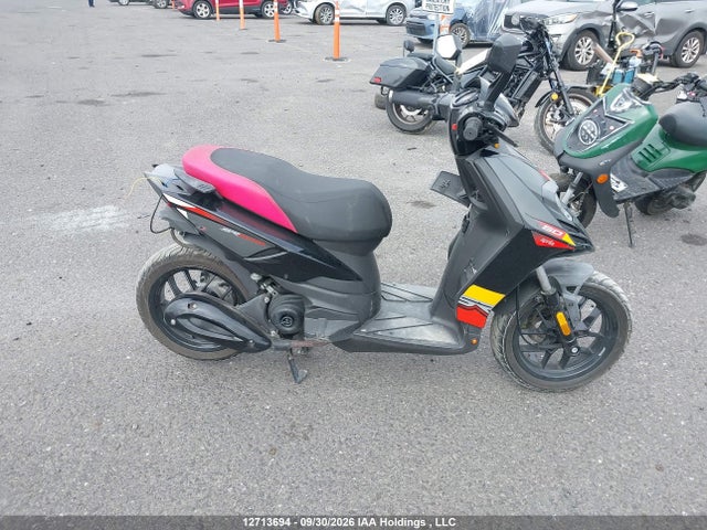 Продажа на аукционе авто 2022 Aprilia Sr Motard 50, vin: ZD4C506B7N4002758, номер лота: 12713694