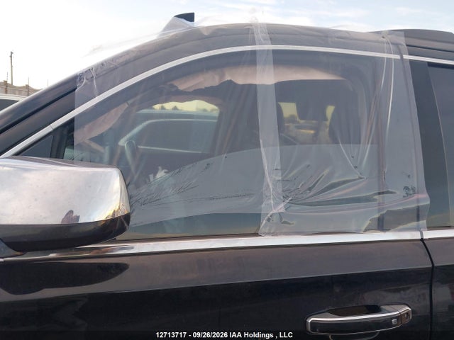 Продажа на аукционе авто 2018 Chevrolet Tahoe K1500 Premier, vin: 1GNSKCKC7JR139249, номер лота: 12713717