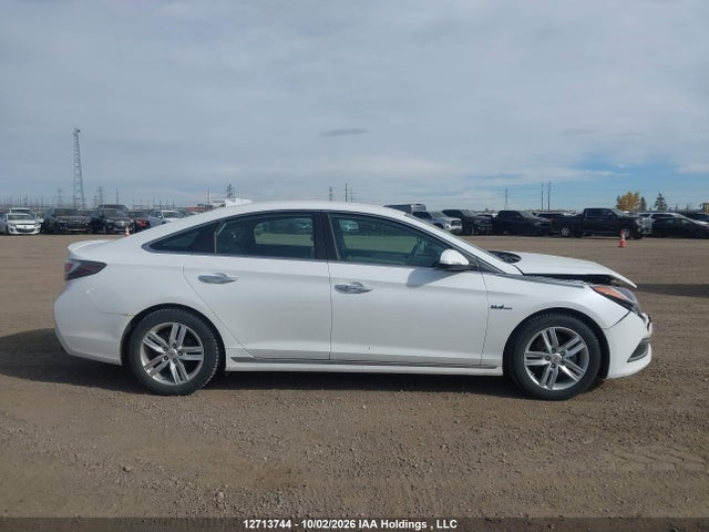 12713744 :رقم المزاد ، KMHE24L17HA059835 vin ، 2017 Hyundai Sonata Hybrid Se مزاد بيع