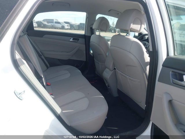 12713744 :رقم المزاد ، KMHE24L17HA059835 vin ، 2017 Hyundai Sonata Hybrid Se مزاد بيع