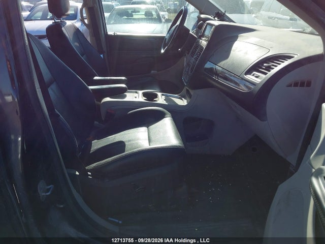 2C4RDGDG6JR216616 Dodge Grand Caravan Crew