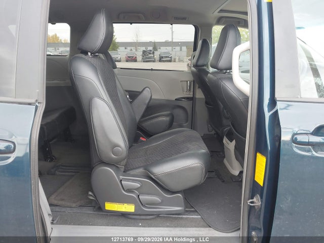 Продаж на аукціоні авто 2012 Toyota Sienna Sport, vin: 5TDXK3DCXCS215207, номер лоту: 12713769