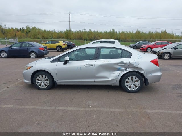 12713770 :رقم المزاد ، 2HGFB2F42CH058977 vin ، 2012 Honda Civic Lx مزاد بيع