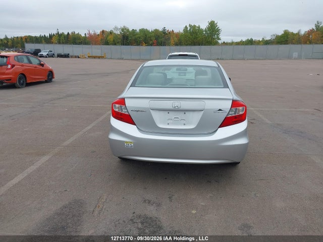 12713770 :رقم المزاد ، 2HGFB2F42CH058977 vin ، 2012 Honda Civic Lx مزاد بيع