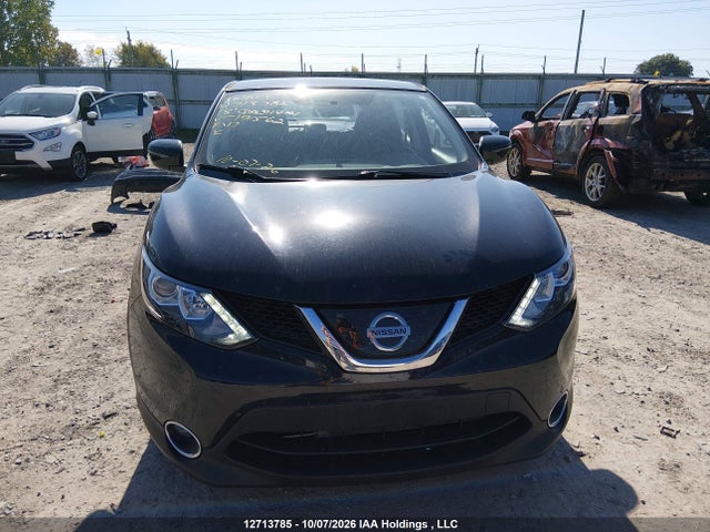 JN1BJ1CPXJW191562 Nissan Qashqai S/sv
