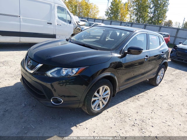 JN1BJ1CPXJW191562 Nissan Qashqai S/sv