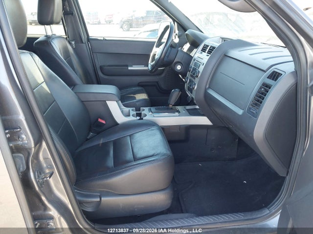 12713837 :رقم المزاد ، 1FMCU9DG4BKB81099 vin ، 2011 Ford Escape Xlt Automatic مزاد بيع