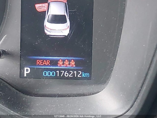 12713849 :رقم المزاد ، 5YFBPRBE0LP044298 vin ، 2020 Toyota Corolla Le مزاد بيع