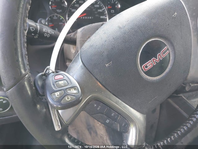 GMC Savana 2500 Work Van 2019 1GTW7AFPXK1244767 Image 11