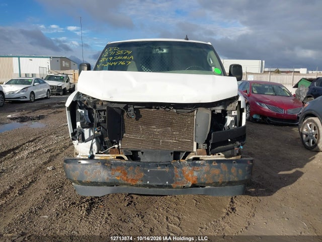 GMC Savana 2500 Work Van 2019 1GTW7AFPXK1244767 Image 13