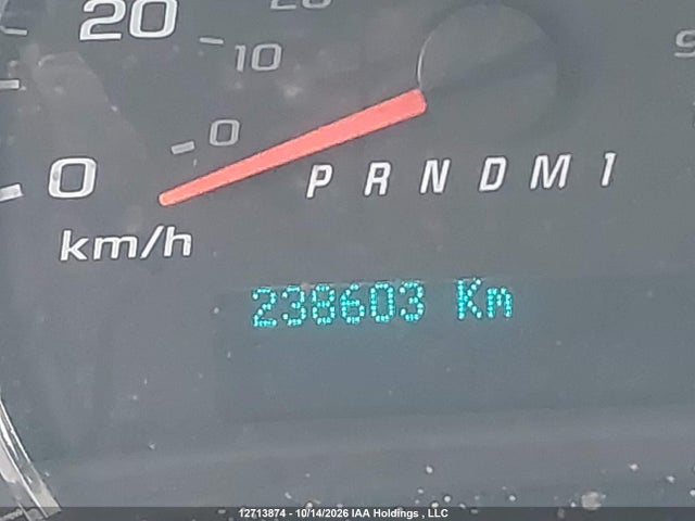 GMC Savana 2500 Work Van 2019 1GTW7AFPXK1244767 Image 16
