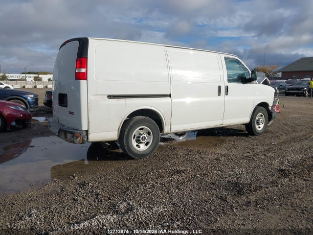 GMC Savana 2500 Work Van 2019 1GTW7AFPXK1244767 Image 4