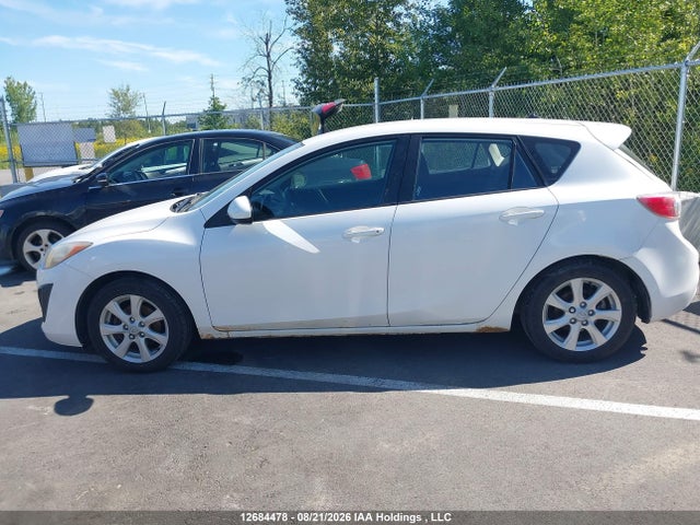 12684478 :رقم المزاد ، JM1BL1KF7B1387182 vin ، 2011 Mazda Mazda3 Gx مزاد بيع