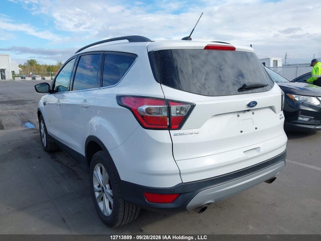 Ford ESCAPE SE 2017 1FMCU0GD8HUA70923 Image 3