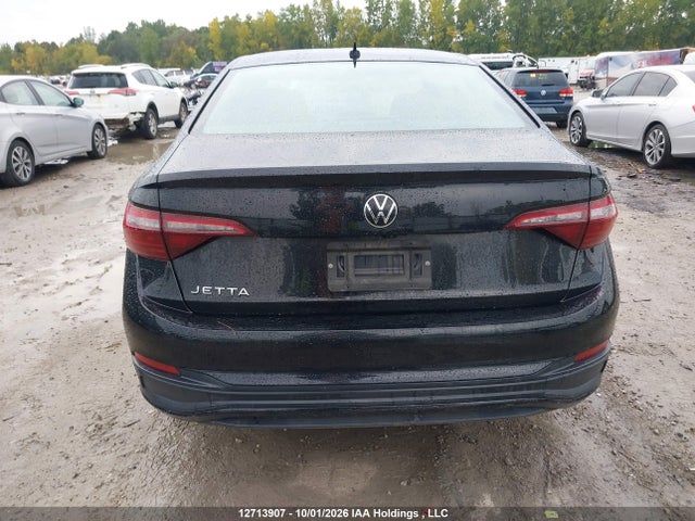 12713907 :رقم المزاد ، 3VWCM7BU7RM093066 vin ، 2024 Volkswagen Jetta Trendline مزاد بيع