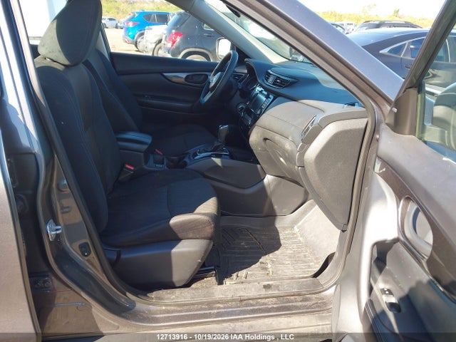 12713916 :رقم المزاد ، 5N1AT2MT3KC722670 vin ، 2019 Nissan Rogue S/sl/sv مزاد بيع