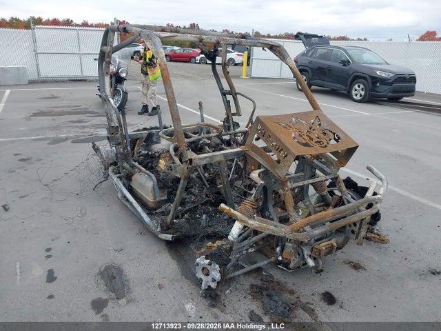 Can-Am Commander 1000 Xt 2014 3JBKKPP13EJ001131 Image 6