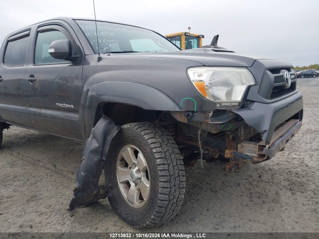 2015 Toyota Tacoma Double Cab Long Bed მანქანა იყიდება აუქციონზე, vin: 5TFMU4FN8FX036311, აუქციონის ნომერი: 12713932
