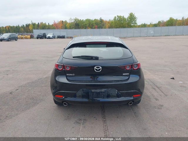 Aukcja sprzedaży 2021 Mazda Mazda3 Gx, vin: JM1BPAK79M1300320, numer aukcji: 12713941