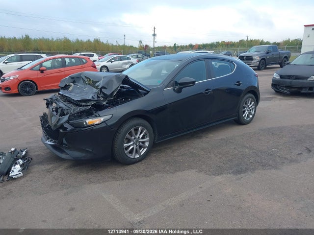 Aukcja sprzedaży 2021 Mazda Mazda3 Gx, vin: JM1BPAK79M1300320, numer aukcji: 12713941