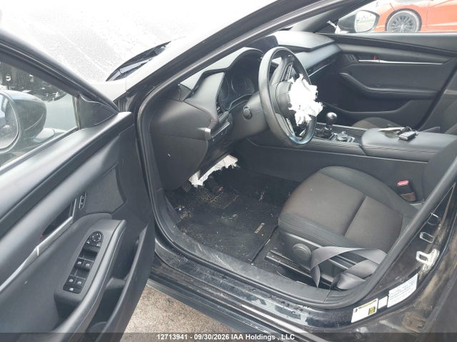 Aukcja sprzedaży 2021 Mazda Mazda3 Gx, vin: JM1BPAK79M1300320, numer aukcji: 12713941