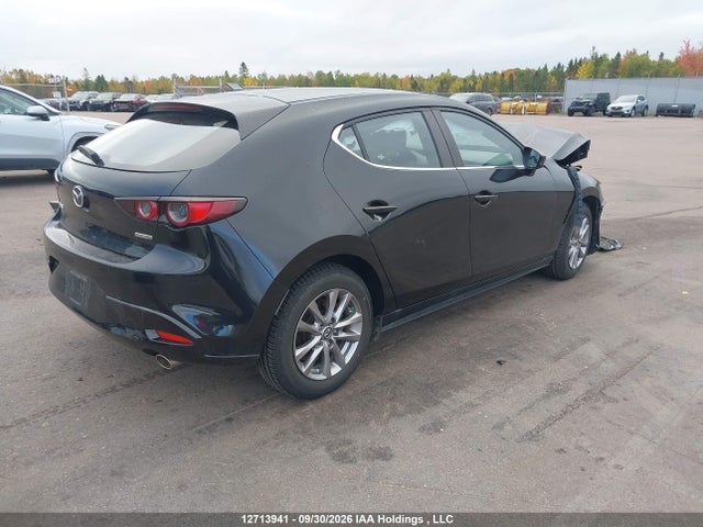 Aukcja sprzedaży 2021 Mazda Mazda3 Gx, vin: JM1BPAK79M1300320, numer aukcji: 12713941
