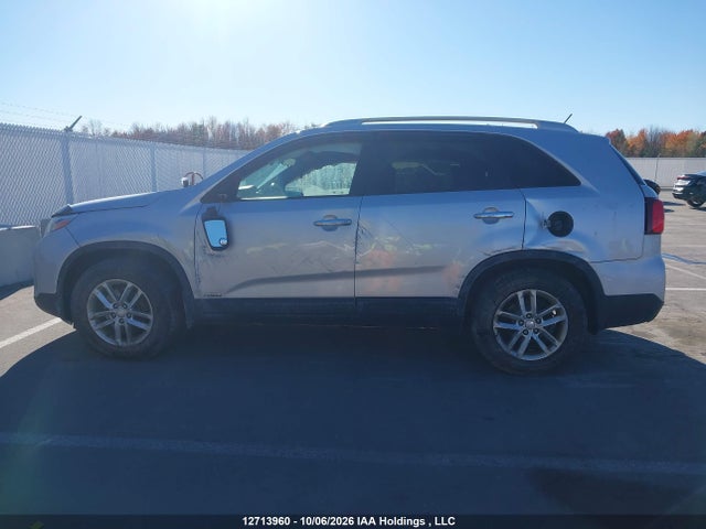 KIA Sorento 2015 5XYKTCA67FG576790 Image 14