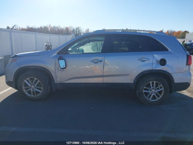 KIA Sorento 2015 5XYKTCA67FG576790 Image 6