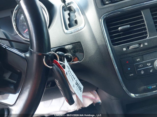 Продажа на аукционе авто 2020 Dodge Grand Caravan Premium Plus, vin: 2C4RDGCG7LR255395, номер лота: 12682911