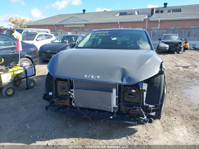 KNAD34D35T6016505 KIA Ev4