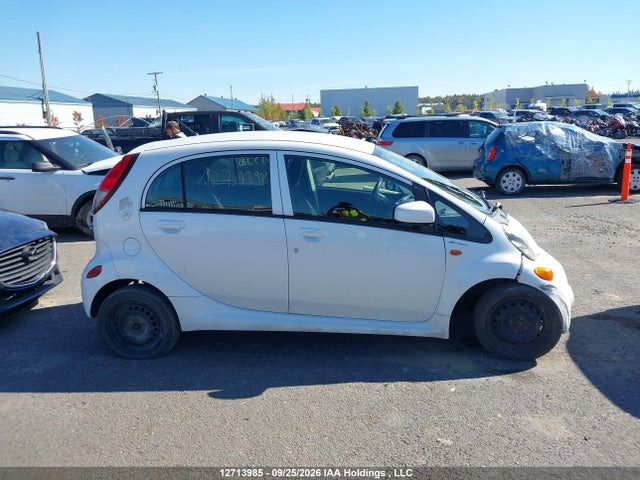2012 Mitsubishi I Miev Es/se მანქანა იყიდება აუქციონზე, vin: JA3215H13CU602869, აუქციონის ნომერი: 12713985