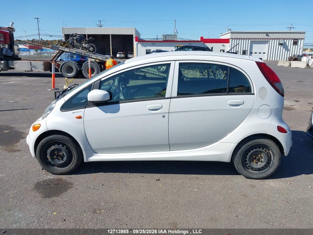 2012 Mitsubishi I Miev Es/se მანქანა იყიდება აუქციონზე, vin: JA3215H13CU602869, აუქციონის ნომერი: 12713985