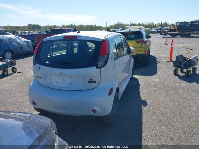 2012 Mitsubishi I Miev Es/se მანქანა იყიდება აუქციონზე, vin: JA3215H13CU602869, აუქციონის ნომერი: 12713985