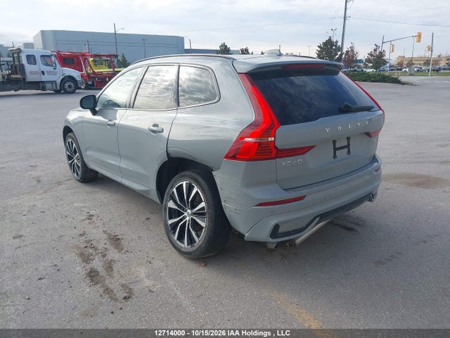 LYVM12RC6SB037373 Volvo Xc60 B5 Plus Dark Theme
