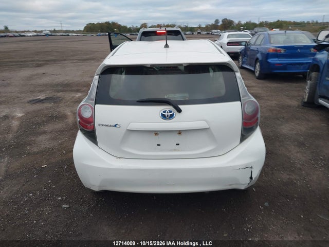 Продажа на аукционе авто 2014 Toyota Prius C, vin: JTDKDTB38E1571498, номер лота: 12714009
