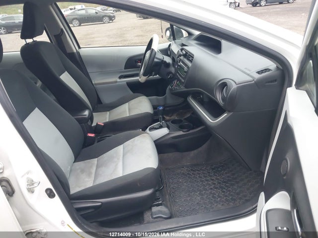 Продажа на аукционе авто 2014 Toyota Prius C, vin: JTDKDTB38E1571498, номер лота: 12714009